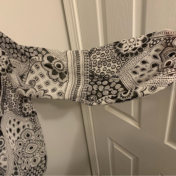 Loft Long Sleeve Lightweight Top Sz XL - Picture 3 of 11